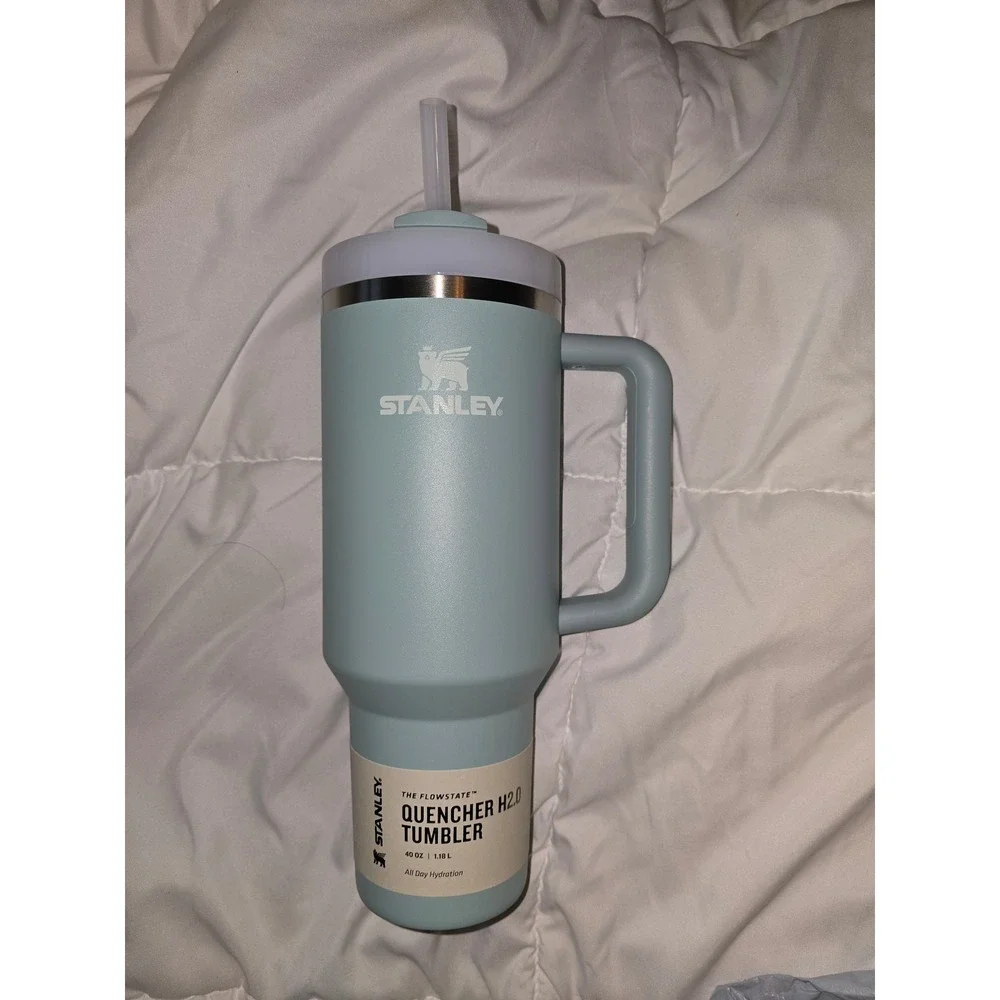Stanley The Quencher H2.0 FlowState 30 oz Seafoam Vacuum Insulated Tumbler New - Picture 2 of 5